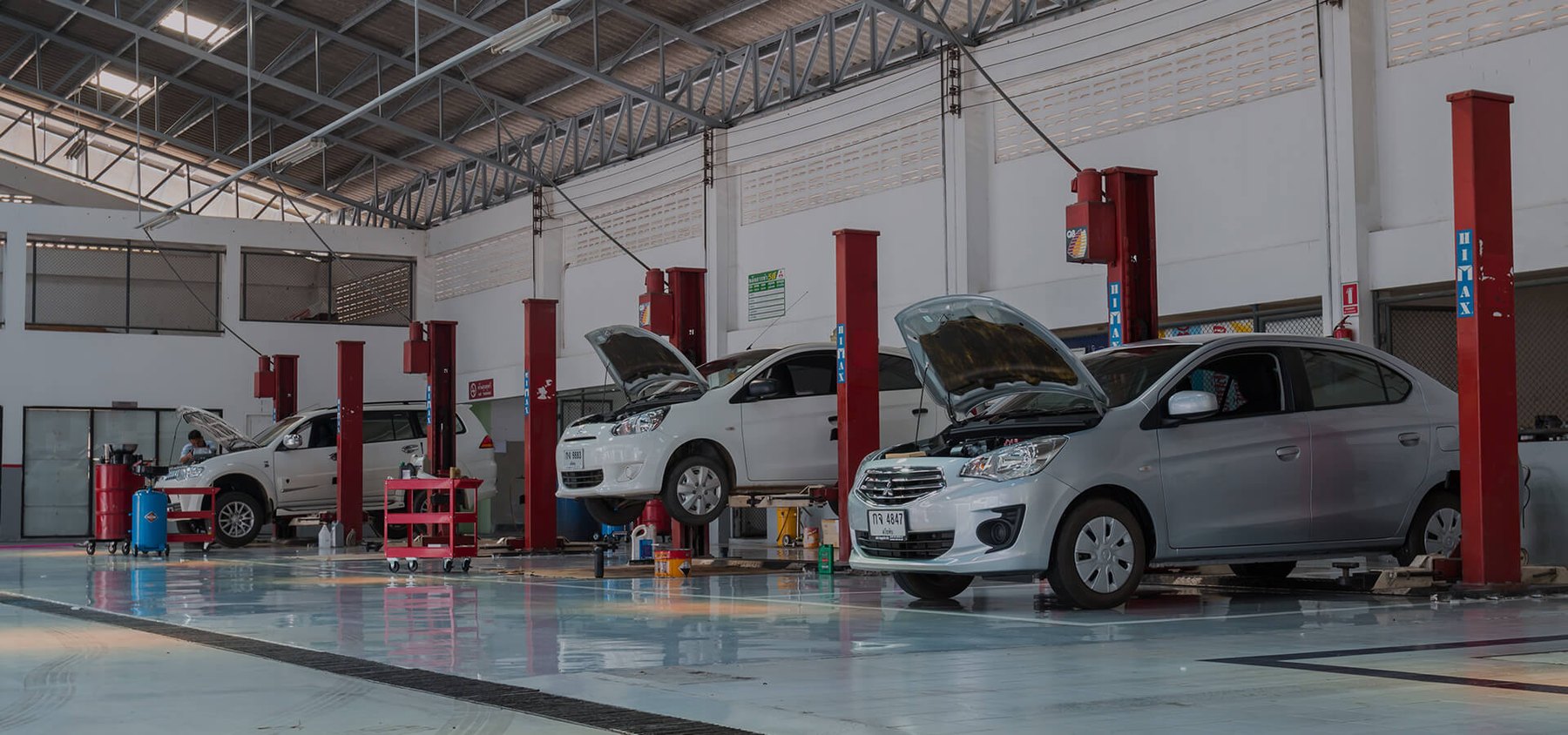 Сервизна дейност, представена от American Auto